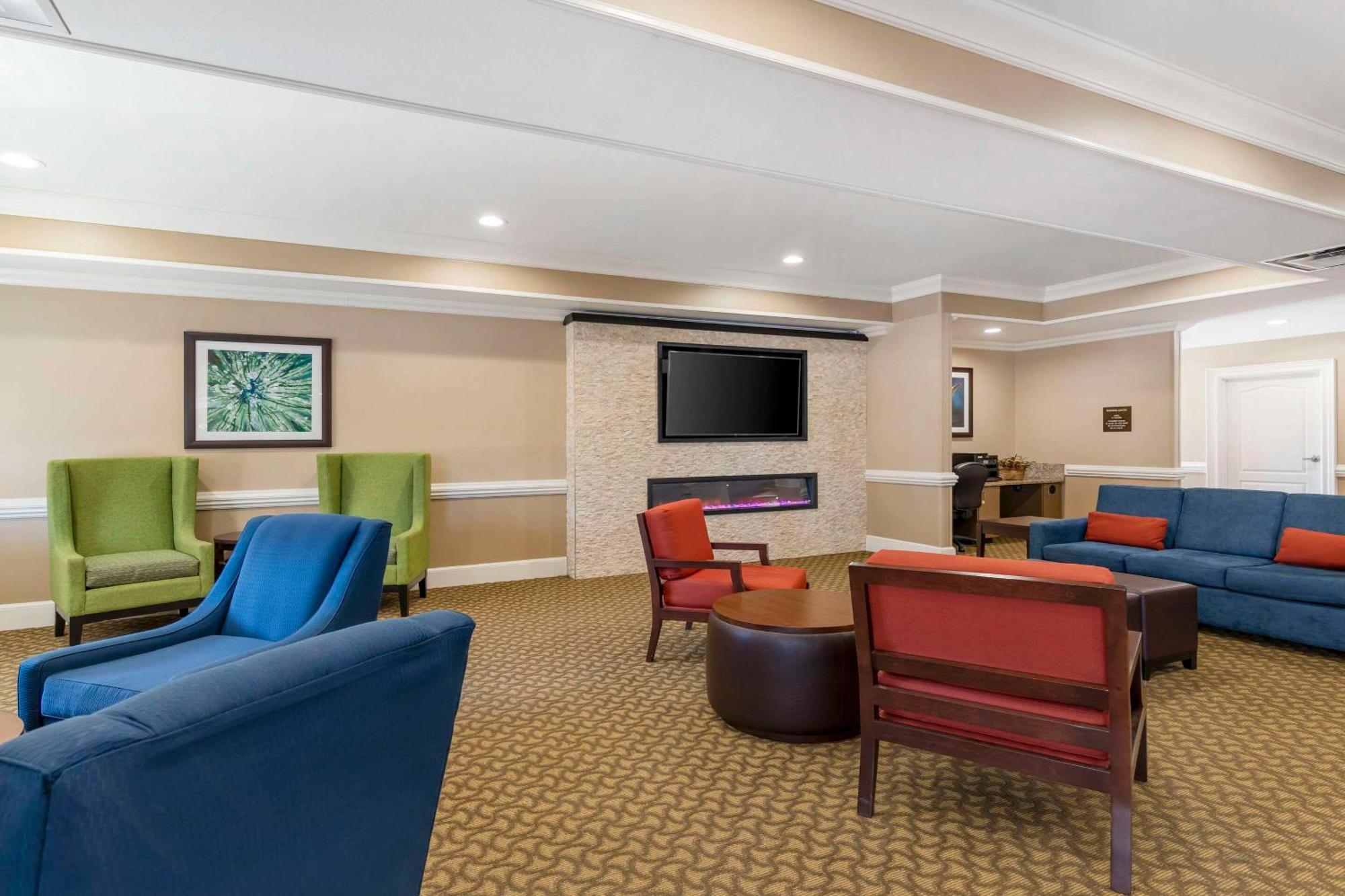 Comfort Inn & Suites Tifton Exterior foto